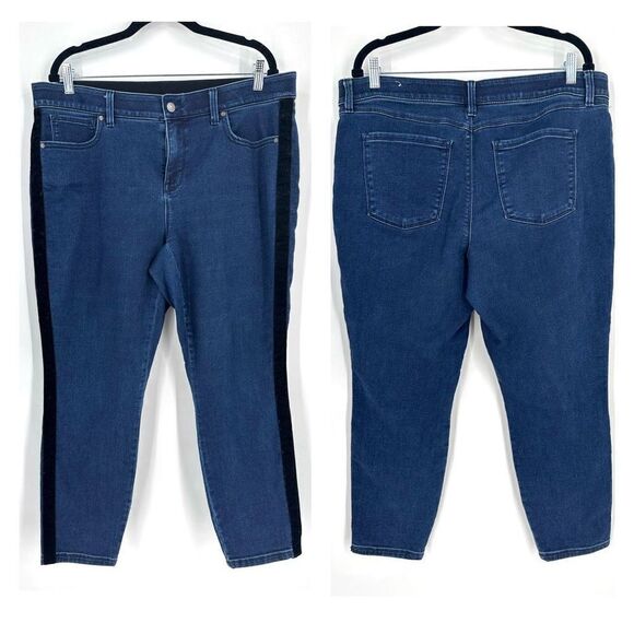 Soma Women's Mid-Rise Velvet Tuxedo Stripes Ankle Crop Jeans Blue Denim Size XL - Picture 1 of 10